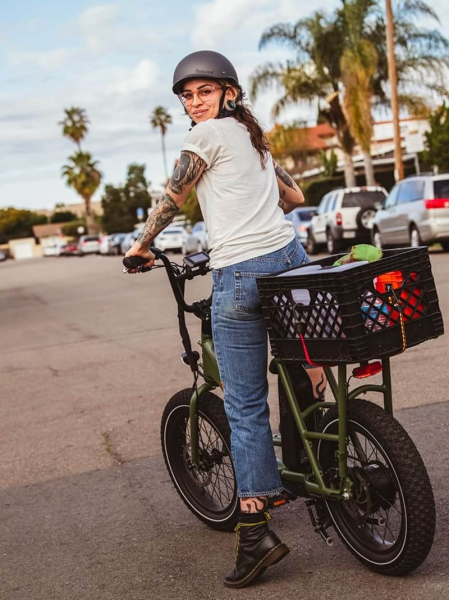 9 электрических велосипедов и скутеров для передвижения по городу
